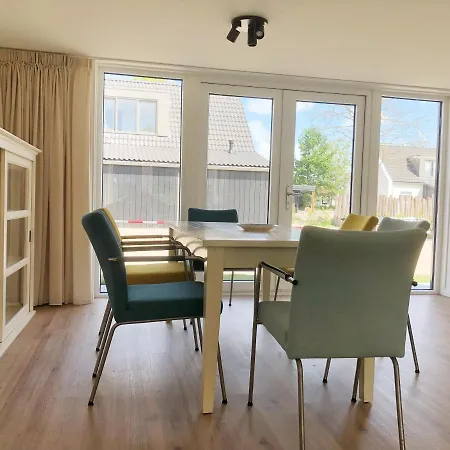 74 Op Recreatiepark De Wielen *