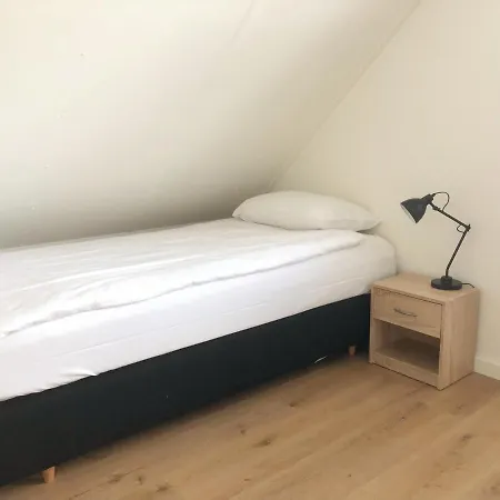 Сasa de vacaciones 74 Op Recreatiepark De Wielen