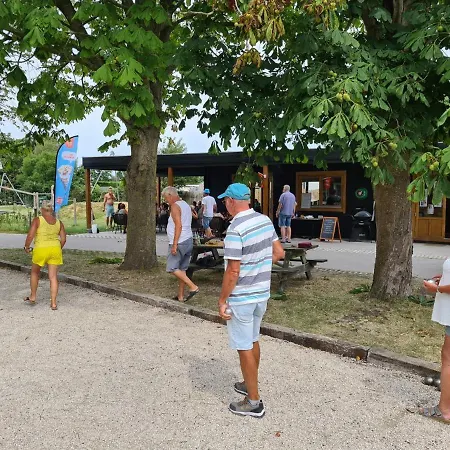 74 Op Recreatiepark De Wielen