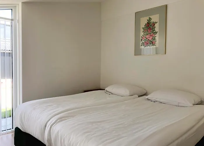 74 Op Recreatiepark De Wielen Дом отдыха *