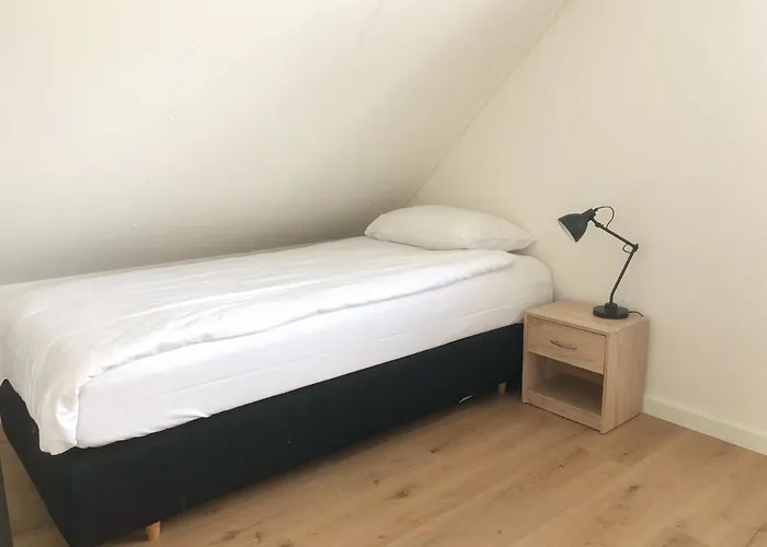 Дом отдыха 74 Op Recreatiepark De Wielen